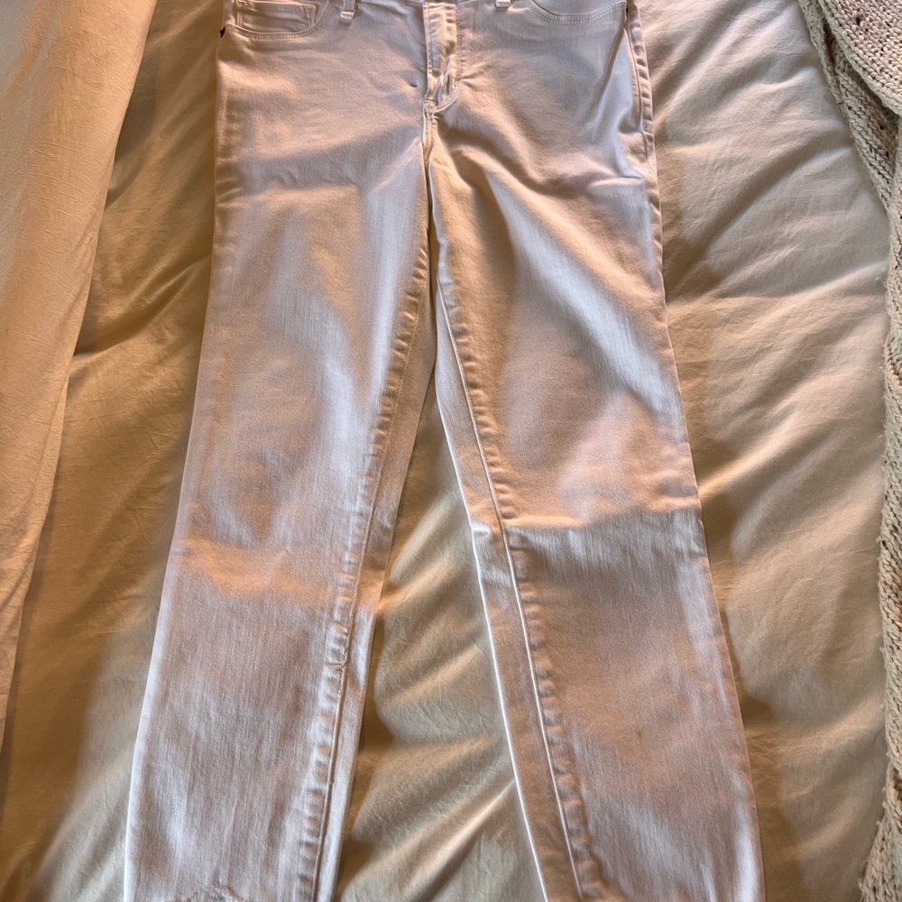 Abercrombie & Fitch white Ankle Jeans